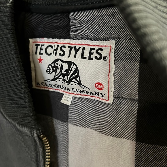 Techstyles x Cisco Brewers 100% Cotton Vest with Logo Patch - Picture 7 of 15